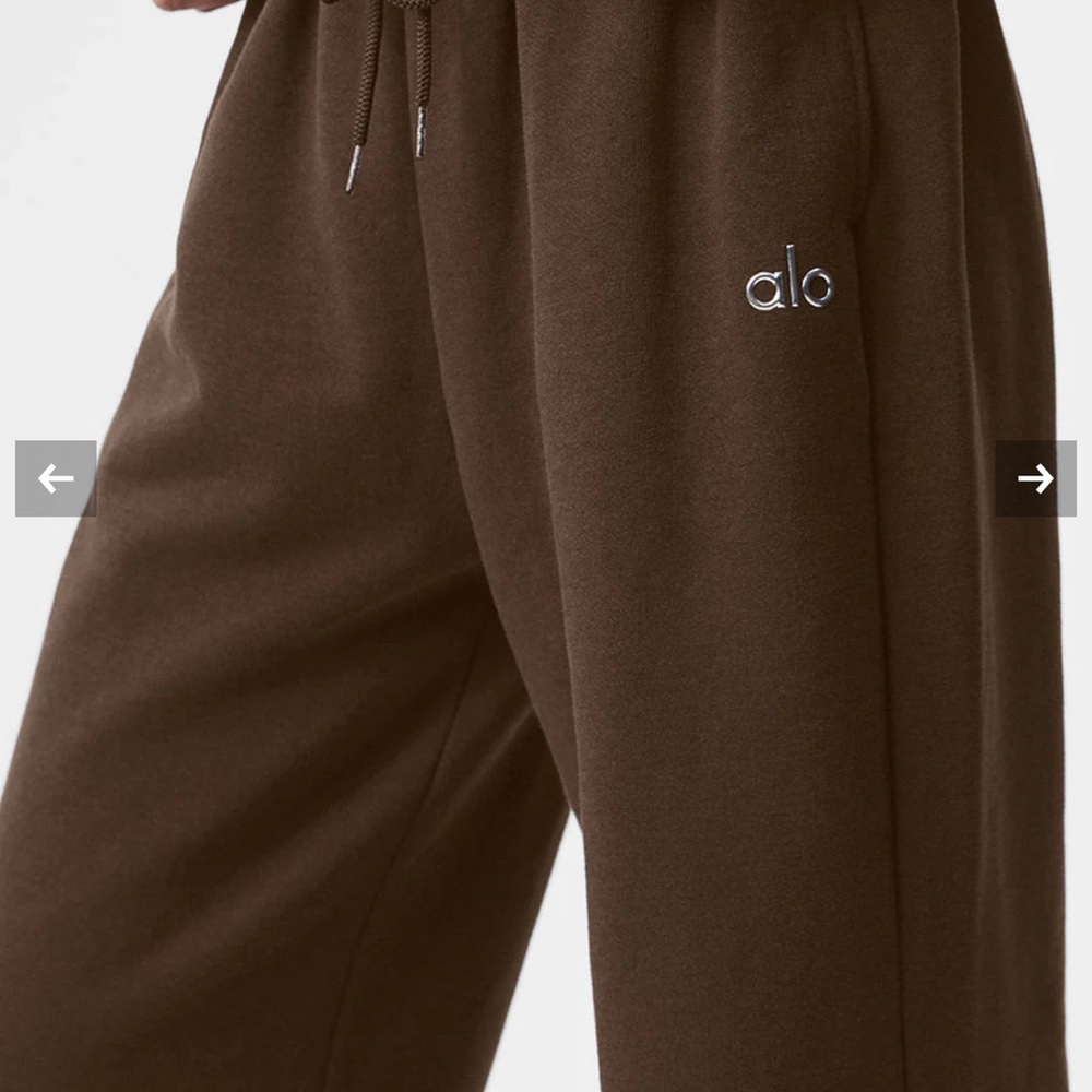 ALO Yoga Women's Brown Straight Leg Pants